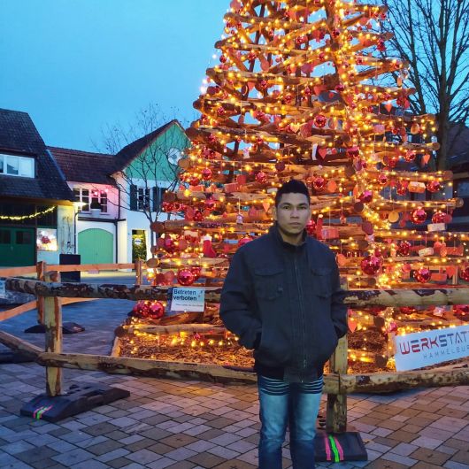 Laerson Veiga Neves ist derzeit als weltwärts-Freiwilliger im Kilianeum-Haus der Jugend in Würzburg. Weihnachten 2019 verbrachte er mit einer Hammelburger Familie.